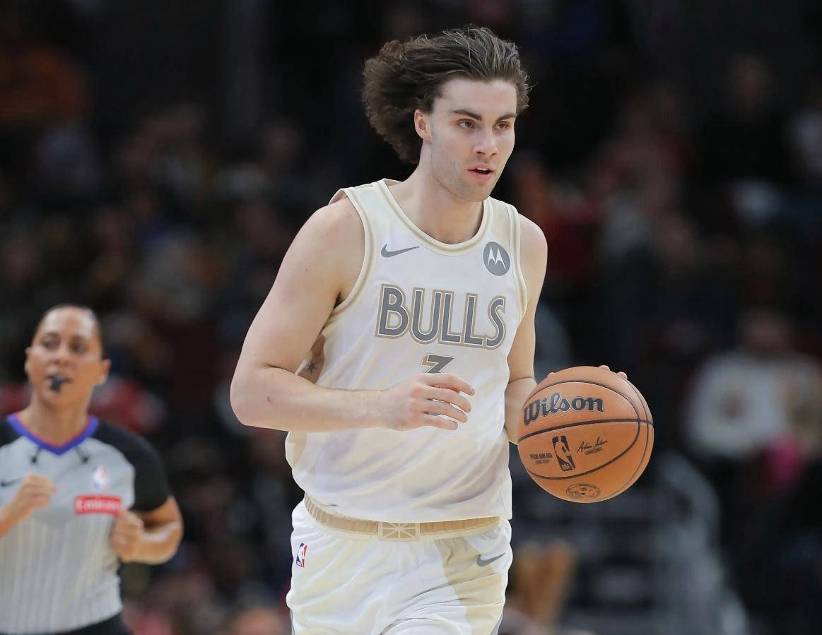 引进四名后卫?金州勇士或与芝加哥公牛互换球员!近期交易传言流出……