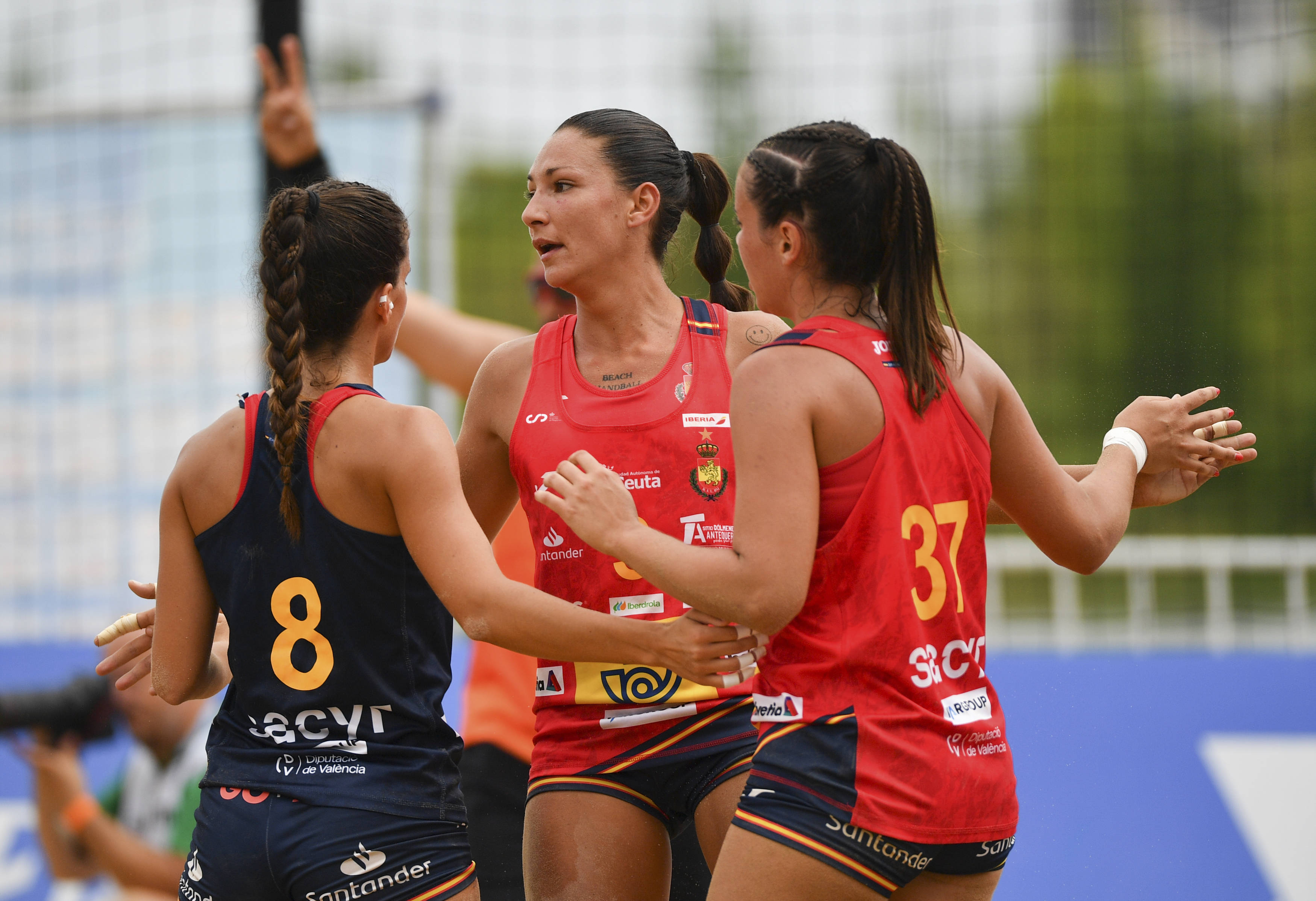 (成都世运会)沙滩手球——女子半决赛:阿根廷队战胜西班牙队