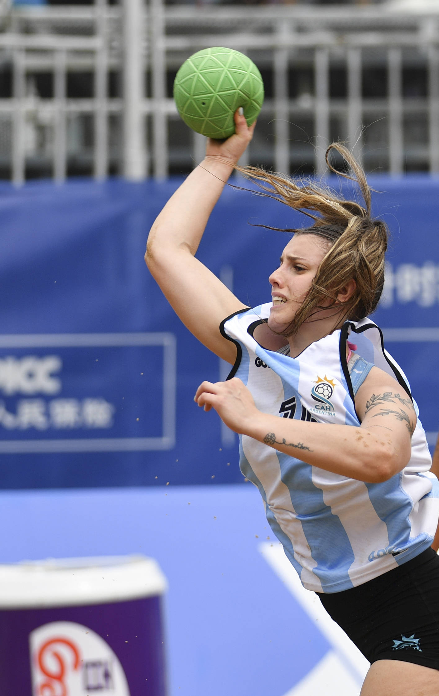 (成都世运会)沙滩手球——女子半决赛:阿根廷队战胜西班牙队