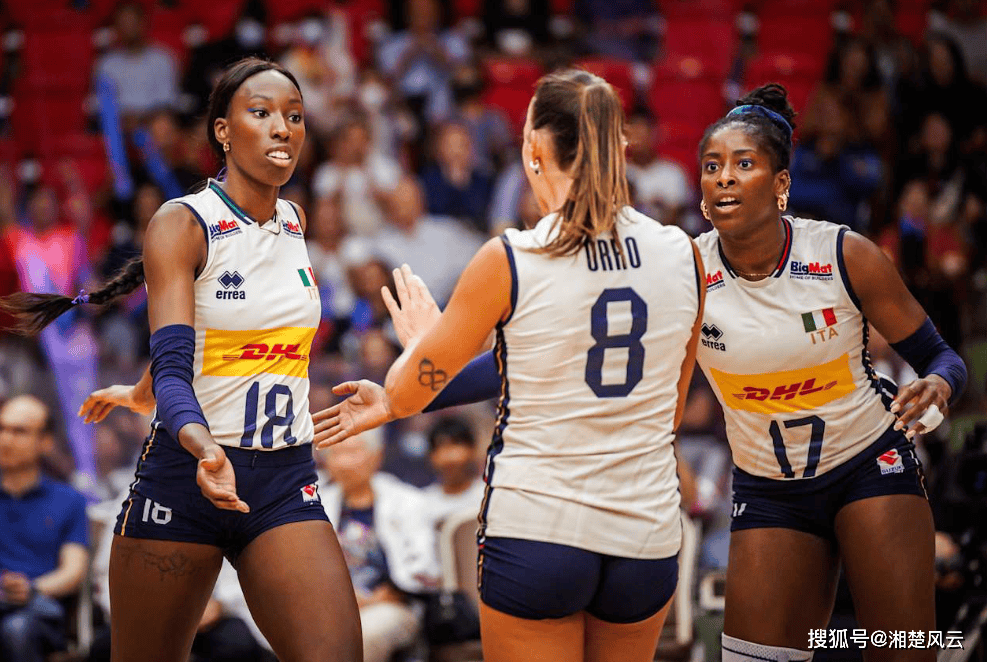 世锦赛：意大利女排3-0德国队，埃格努轰21分，八强已经产生三席