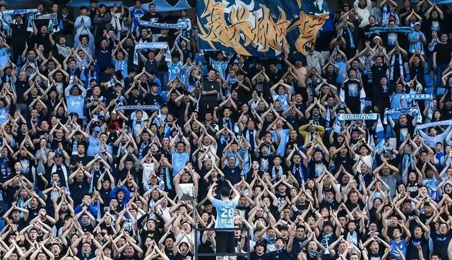 中超运营榜样：大连英博超额收入2000万，接近收支平衡！