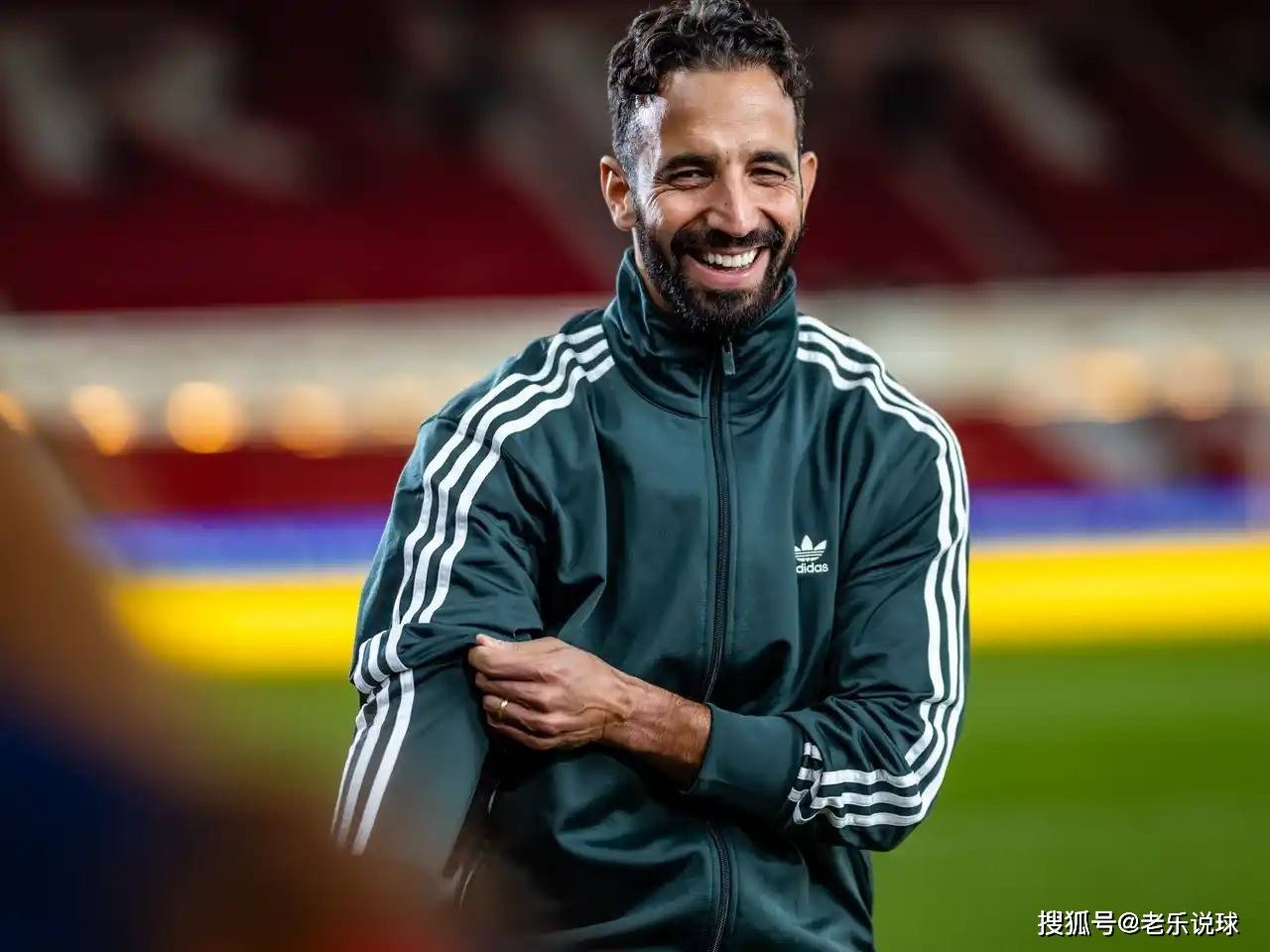 阿莫林还不下课？曼联现在这样，没有解约金可能都请不到教练