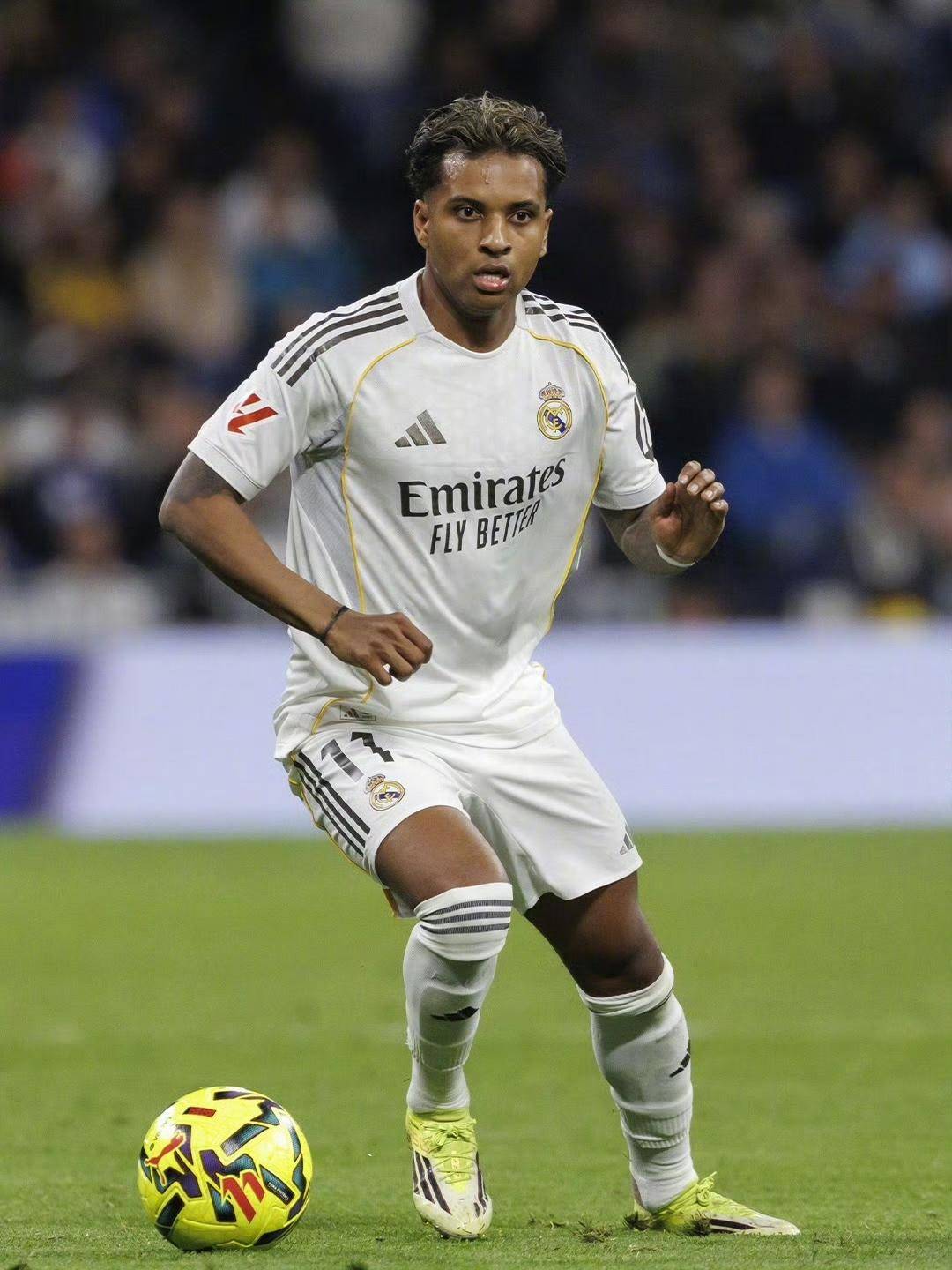 令人揪心！卡雷拉斯确诊肌肉损伤，皇马残阵迎击曼城倒计时